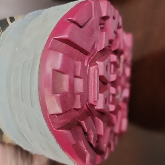 ASICS Gel-Venture 7 Trail Running Shoes Women’s Size 9 Black Burgundy (I) - Picture 7 of 7